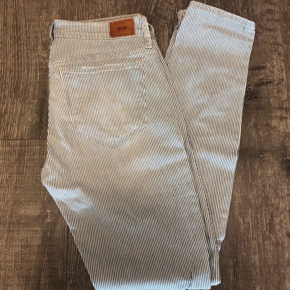 BDG Mid Rise Cigarette Striped Ankle Jeans